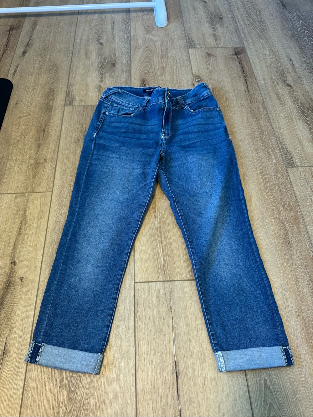 Wallflower InstaStretch Luscious Curvy Cuffed Crop Jeans size 13 / 31
